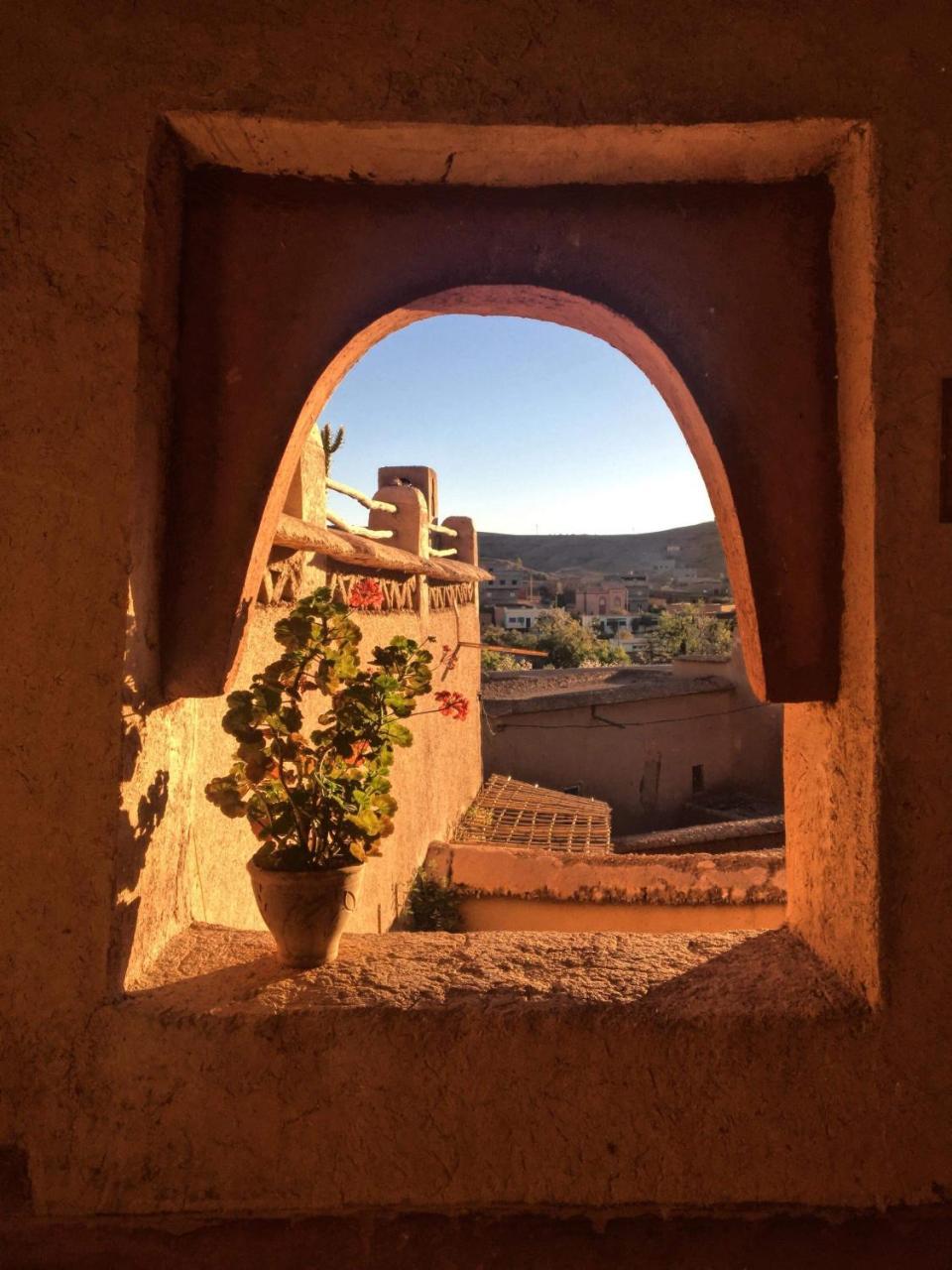 Les Jardins Du M'Goun Bed and Breakfast Kelaat-M'Gouna Exteriör bild